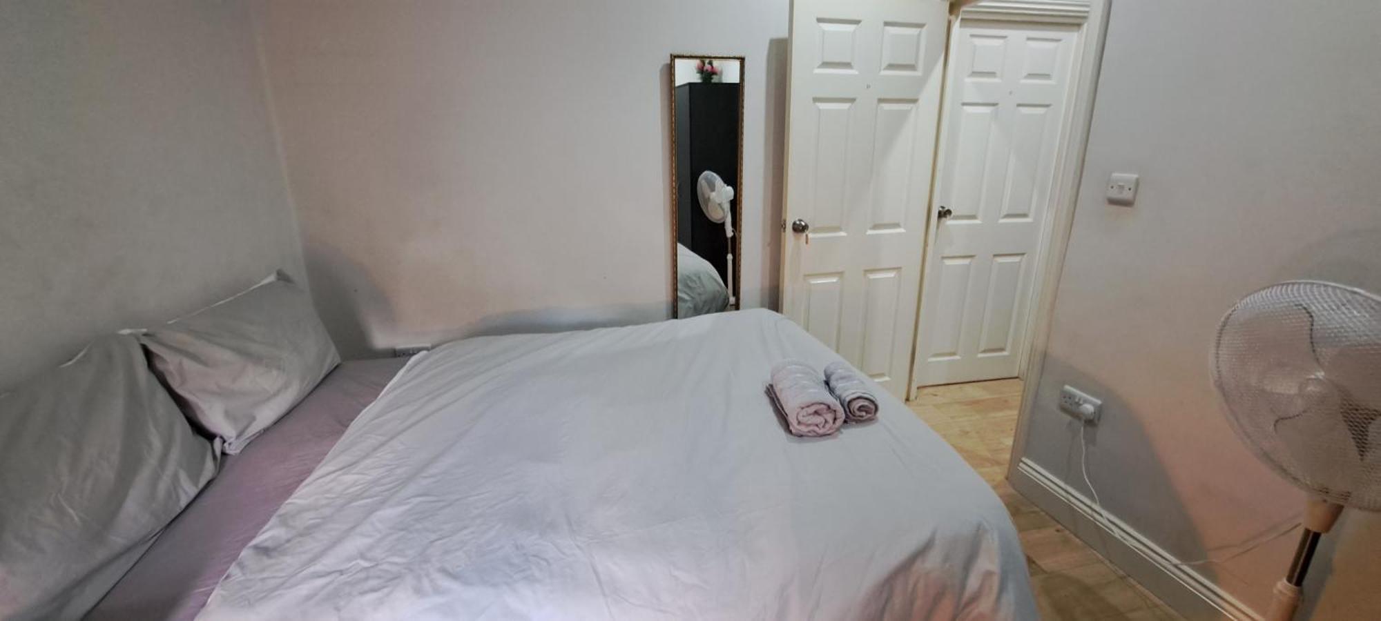 Comfy Fenia Stay Londres Exterior foto