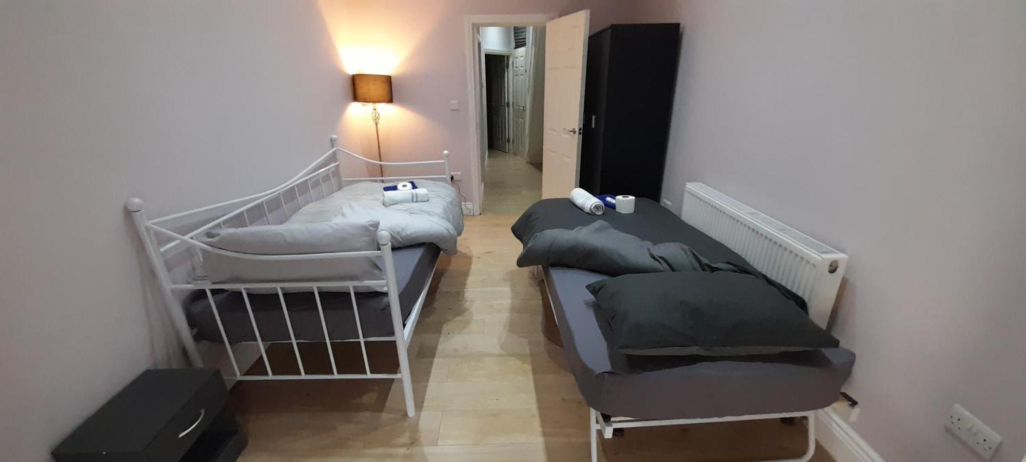 Comfy Fenia Stay Londres Habitación foto