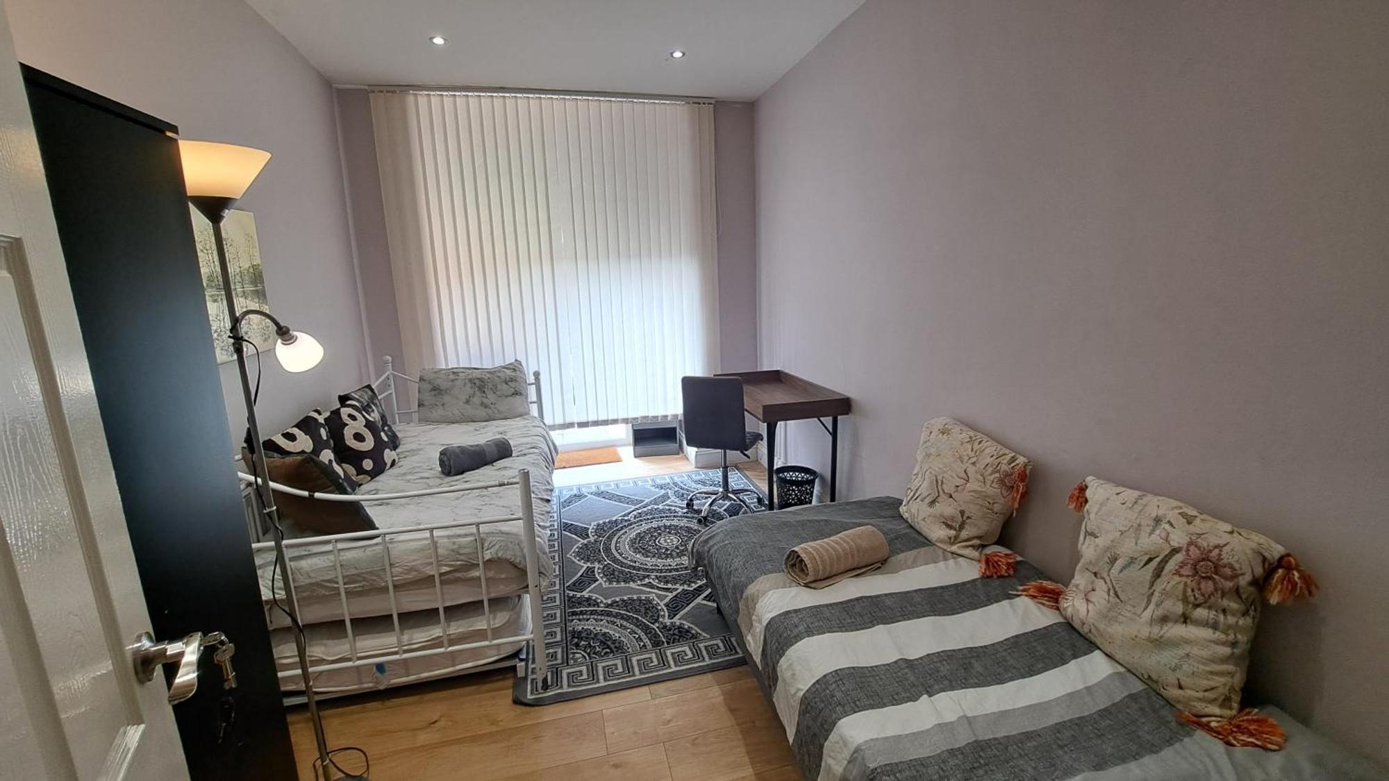 Comfy Fenia Stay Londres Exterior foto