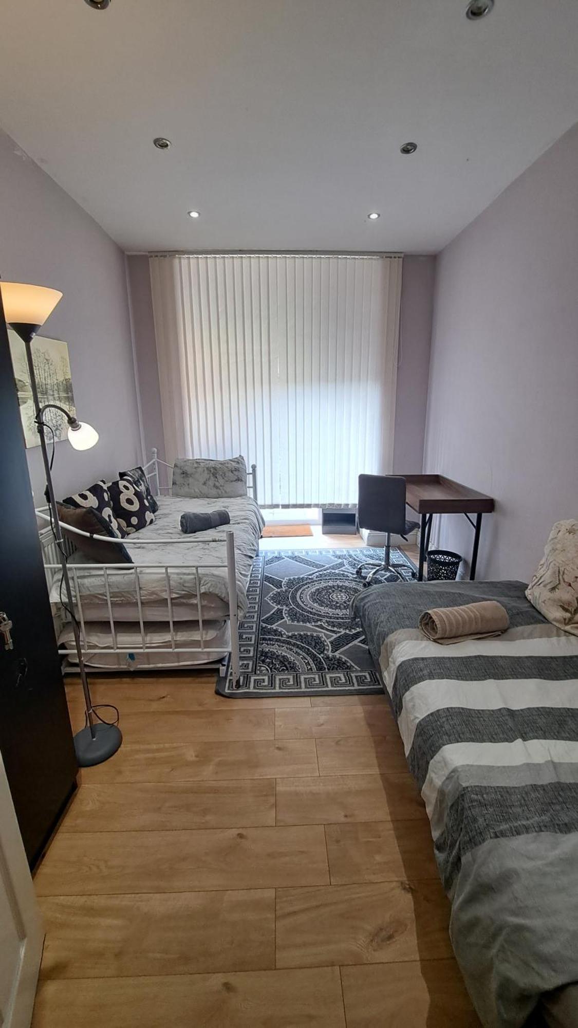 Comfy Fenia Stay Londres Exterior foto